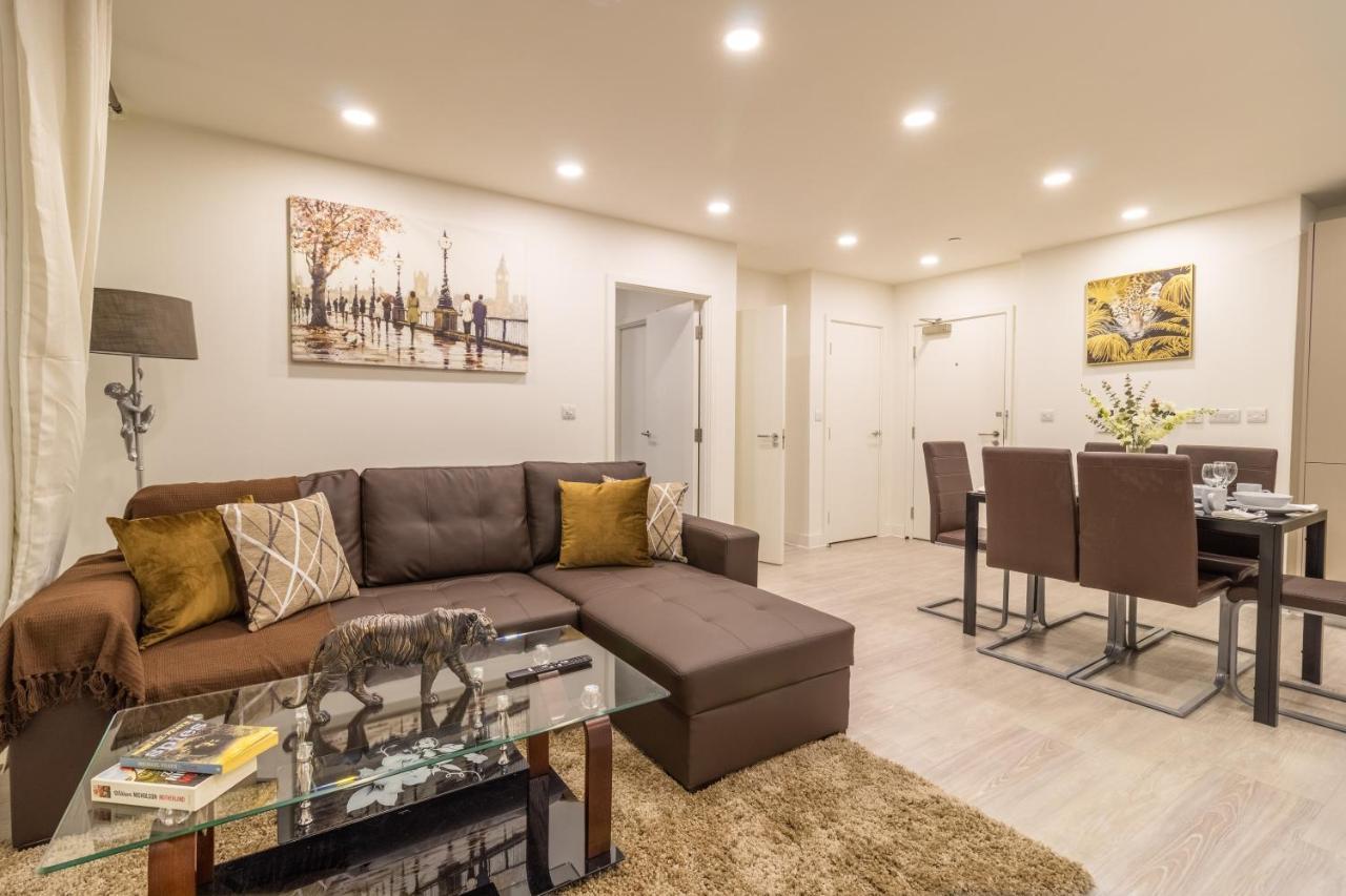 Virexxa Bedford Centre - Executive Suite - 2Bed Flat With Free Parking & Gym ภายนอก รูปภาพ