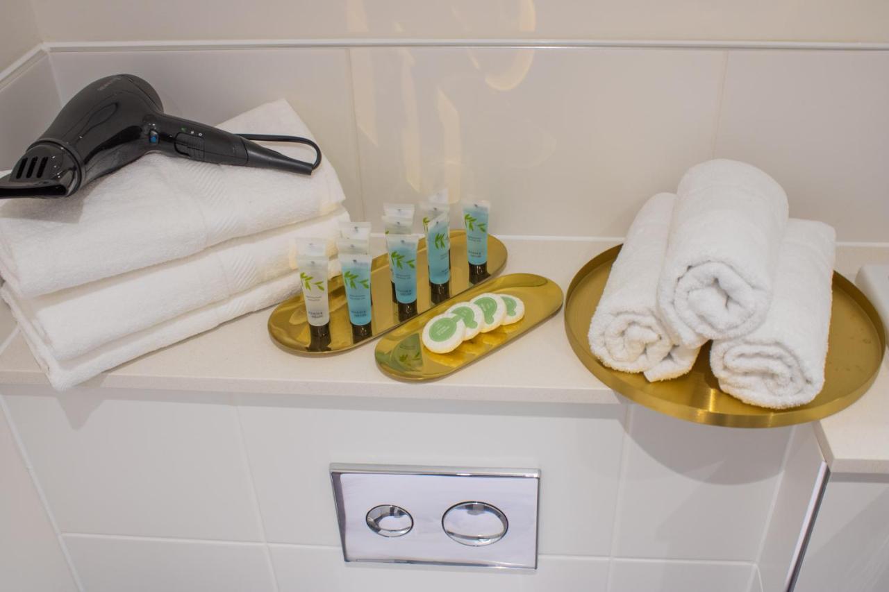 Virexxa Bedford Centre - Executive Suite - 2Bed Flat With Free Parking & Gym ภายนอก รูปภาพ